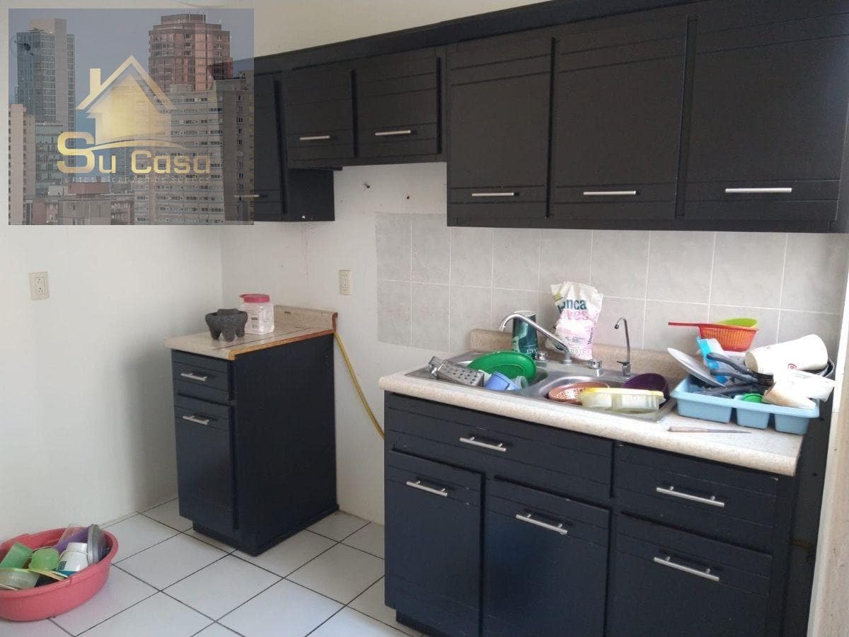House in Emiliano Zapata, Mor. 3 bedrooms, pool; “near the central market and hospitals”