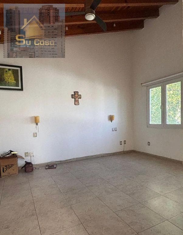 Beautiful house with a well. For sale or rent.