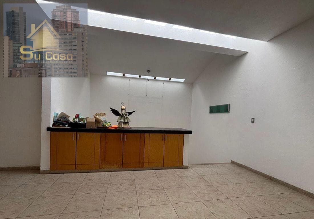 Beautiful house with a well. For sale or rent.