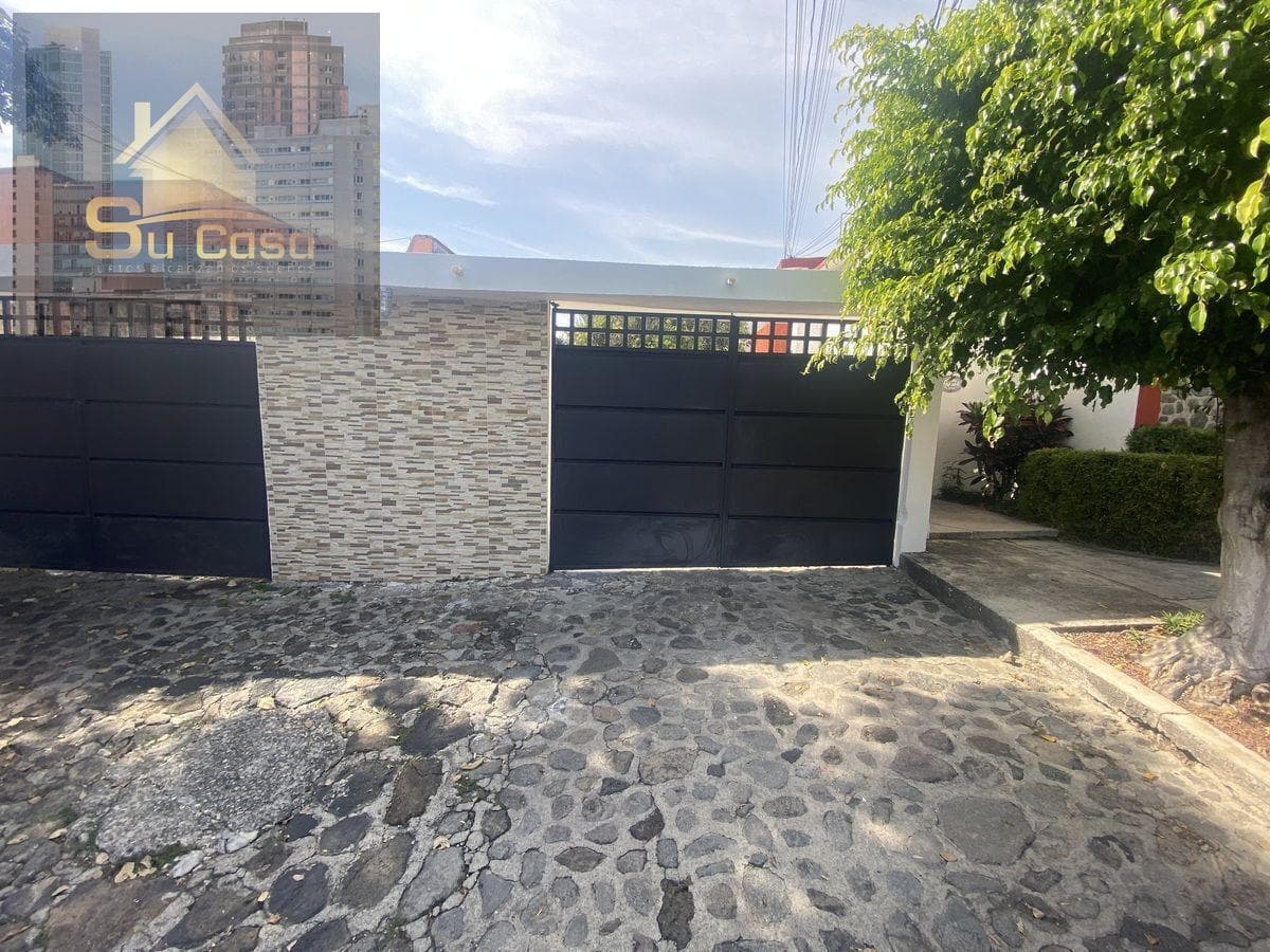 HOUSE FOR RENT IN LOMAS DE CUERNAVACA, TEMIXCO