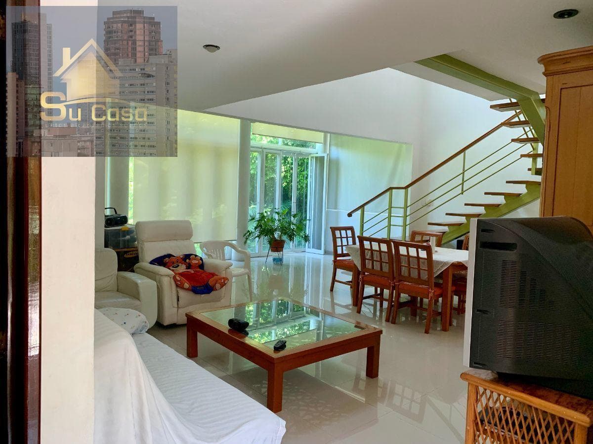 Two-story house in the Sumiya Jiutepec neighborhood, Mor. 4 bedrooms