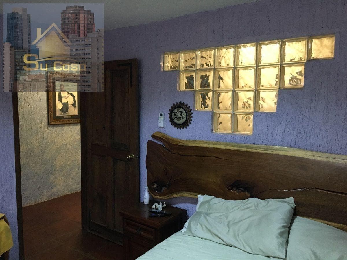 House in Tetecala, Mor. "Deeded" 4 bedrooms, pool, garden, rustic kitchen