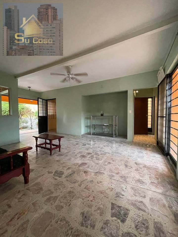 Single-story house 5 minutes from Plaza Cuernavaca.