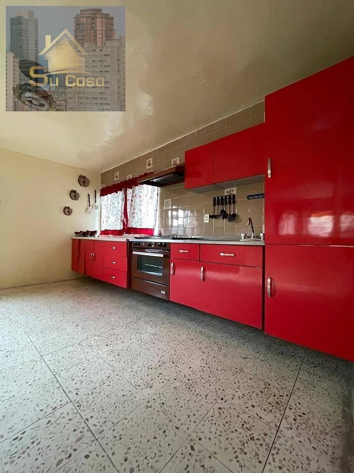 Single-story house 5 minutes from Plaza Cuernavaca.