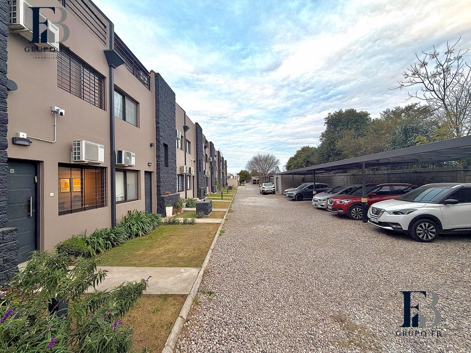 2-Bedroom Duplex Garage - Haus 701 Gated Community
