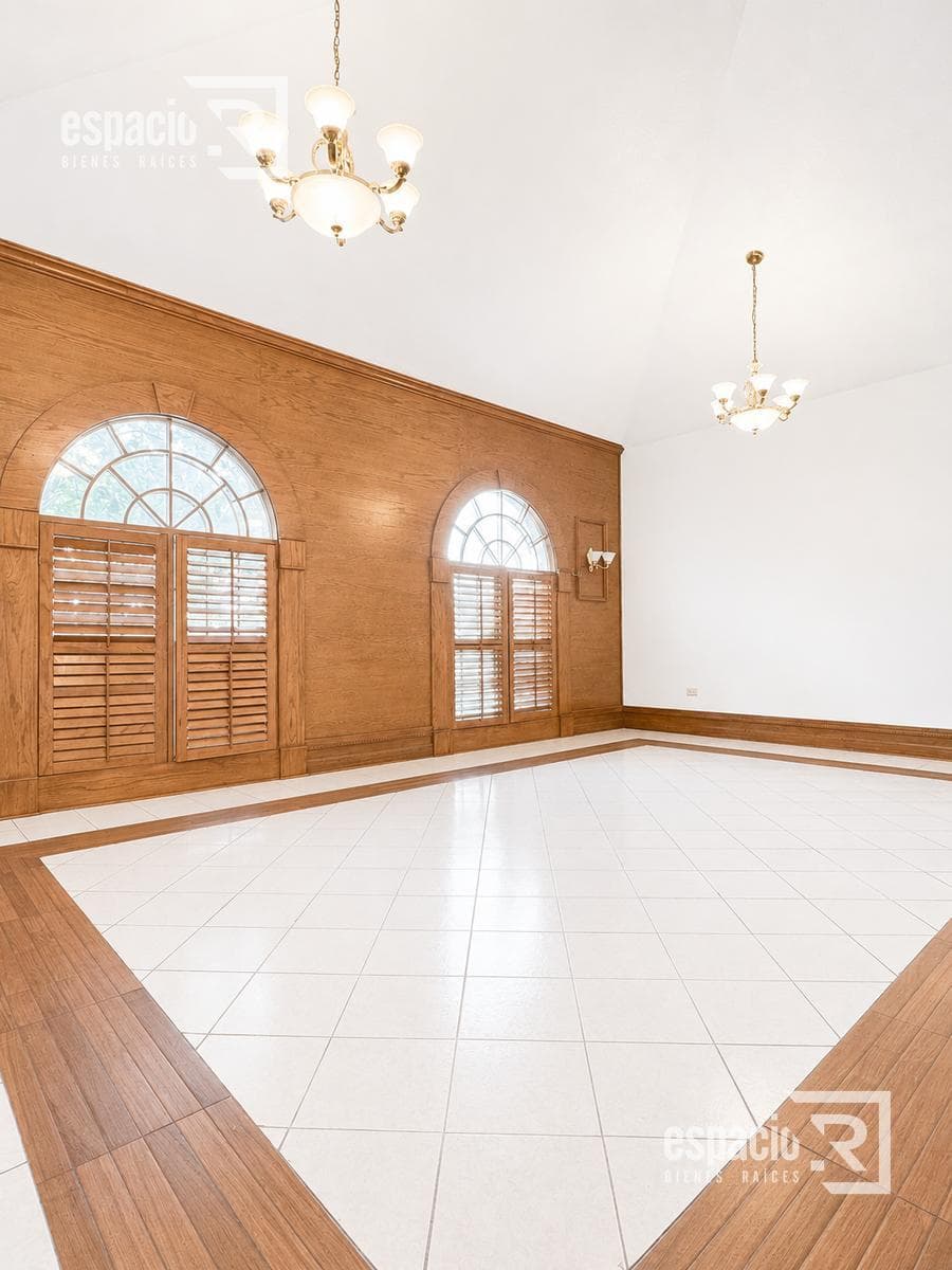 HOUSE FOR RENT OR SALE IN THE LAS HACIENDAS SUBDIVISION