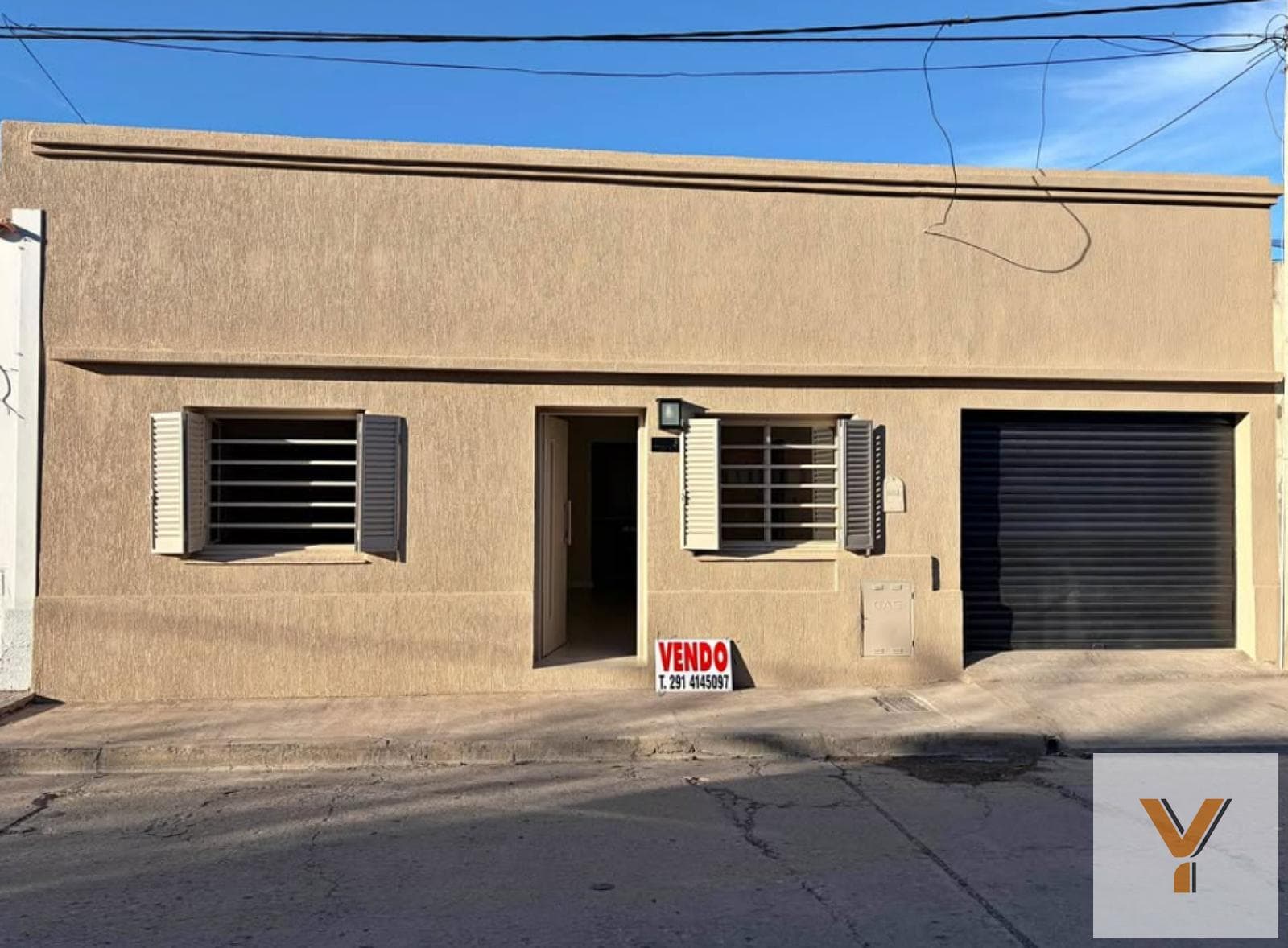 House for Sale - 2 Bedrooms, 1 Bathroom - 115mts - Bahía Blanca