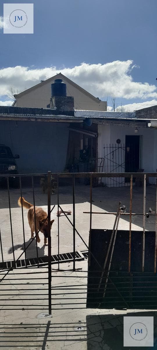 HOUSE + COMMERCIAL PROPERTY FOR SALE | LA LOMA NEIGHBORHOOD – LUJÁN
