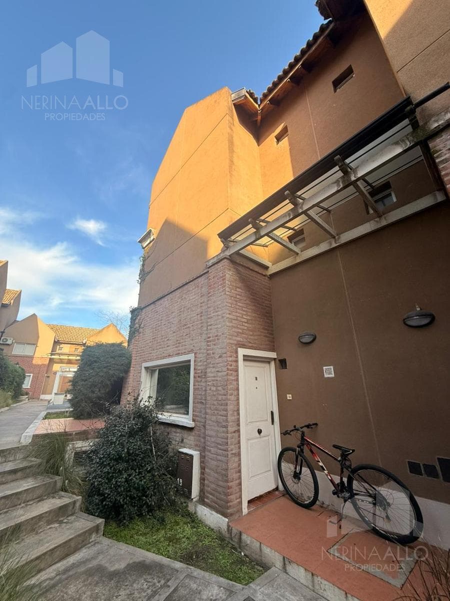 4-ROOM APARTMENT FOR SALE WITH TWO PARKING SPACES IN ITUZAINGÓ