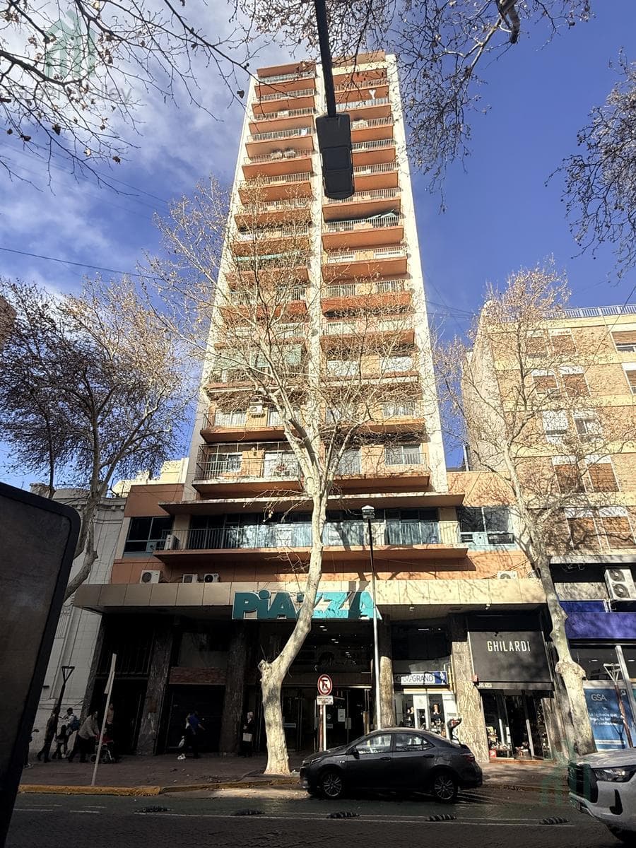 3-Bedroom Apartment for Sale in the Piazza Mendoza Building