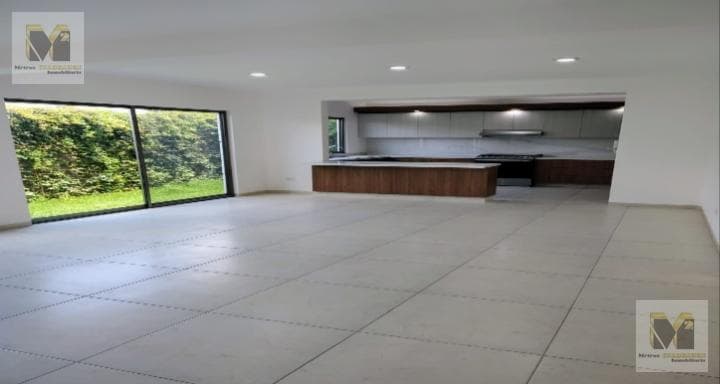 House for Sale in the Tres Marías Subdivision