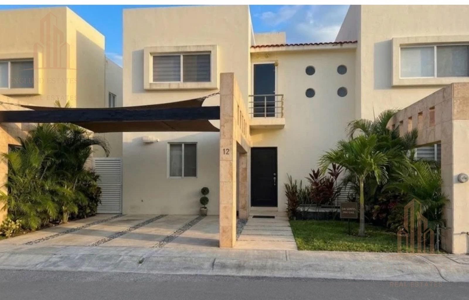 House in a Condominium Complex - Cancún