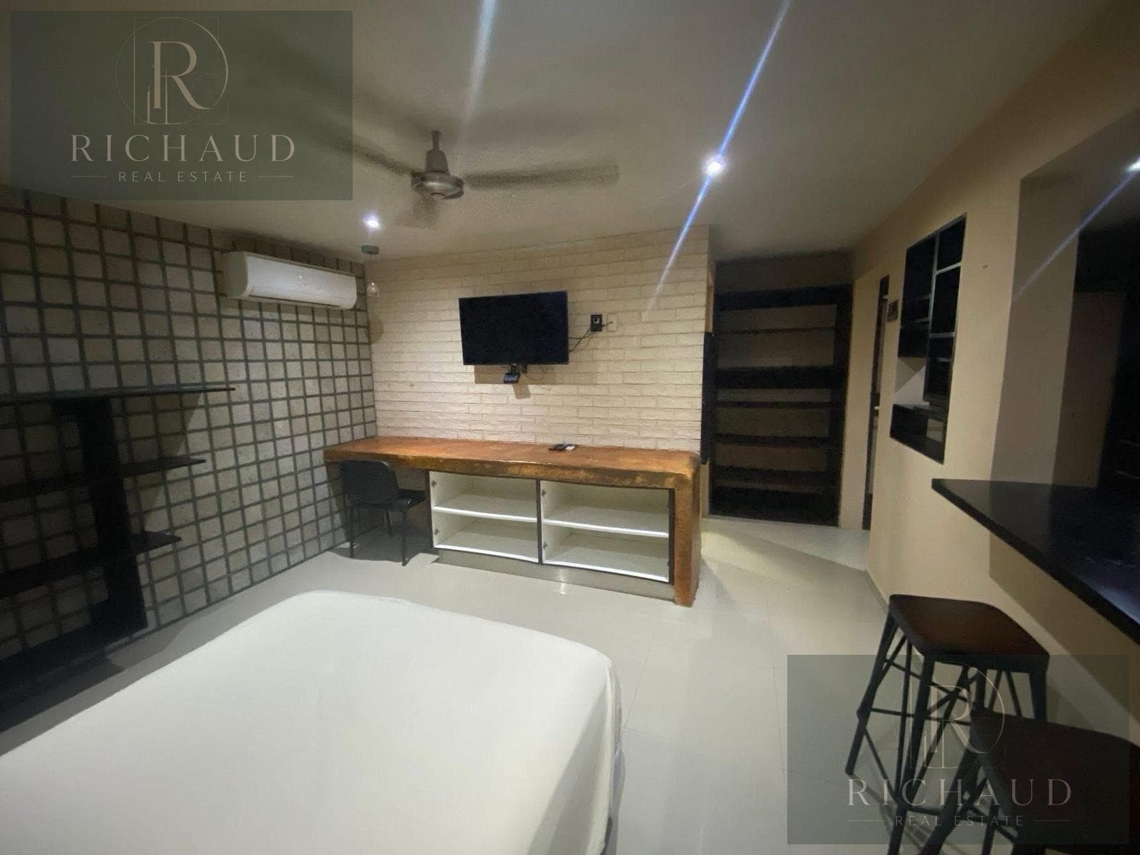 Apartment - Los Laureles Subdivision