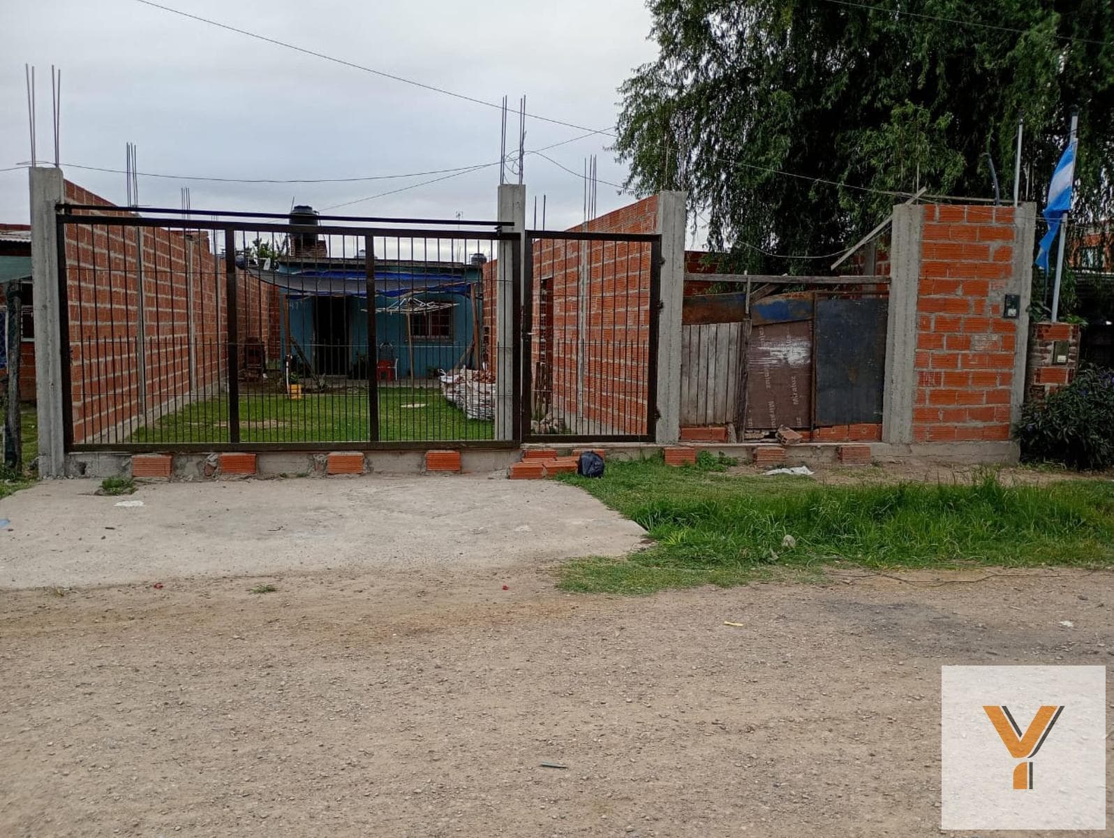 House for Sale - 1 Bedroom, 1 Bathroom - 500 meters - Ezeiza