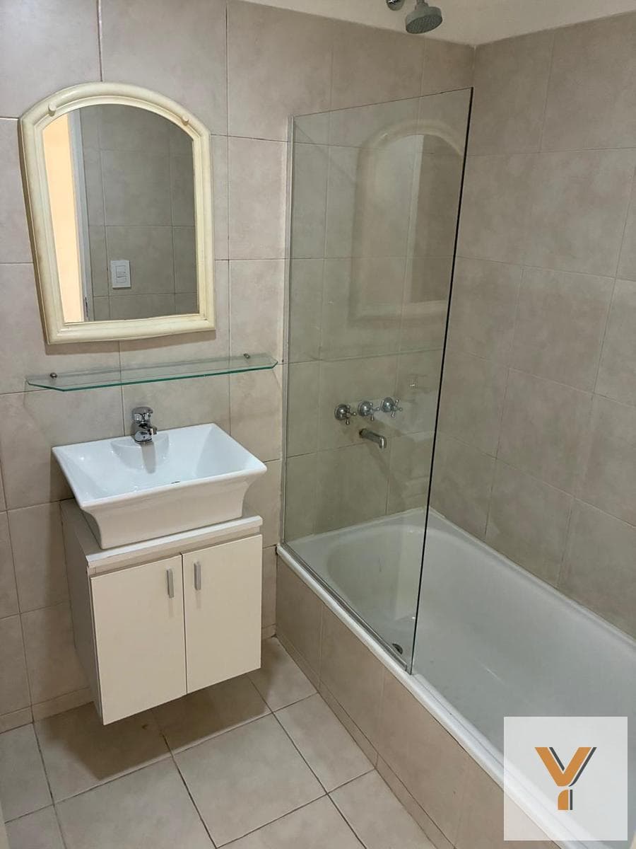 Apartment for Sale - 1 Bedroom, 1 Bathroom - 52 m² - Monserrat