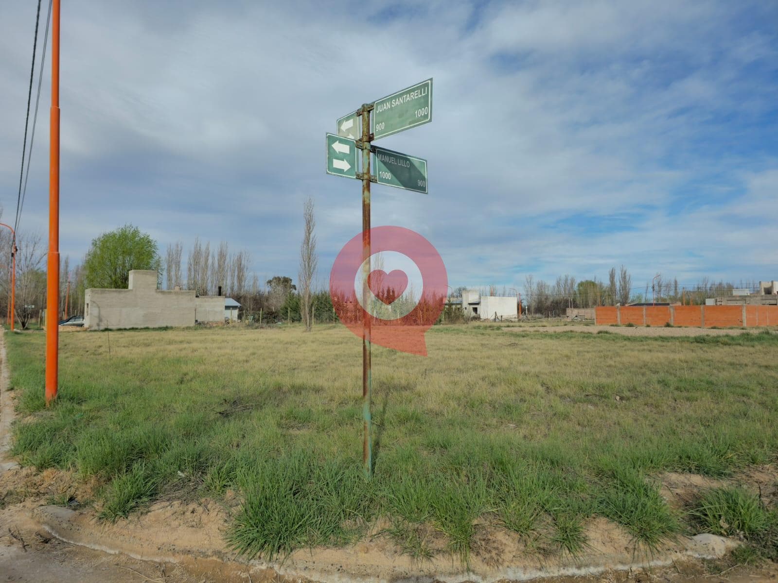 Land in General Fernández Oro
