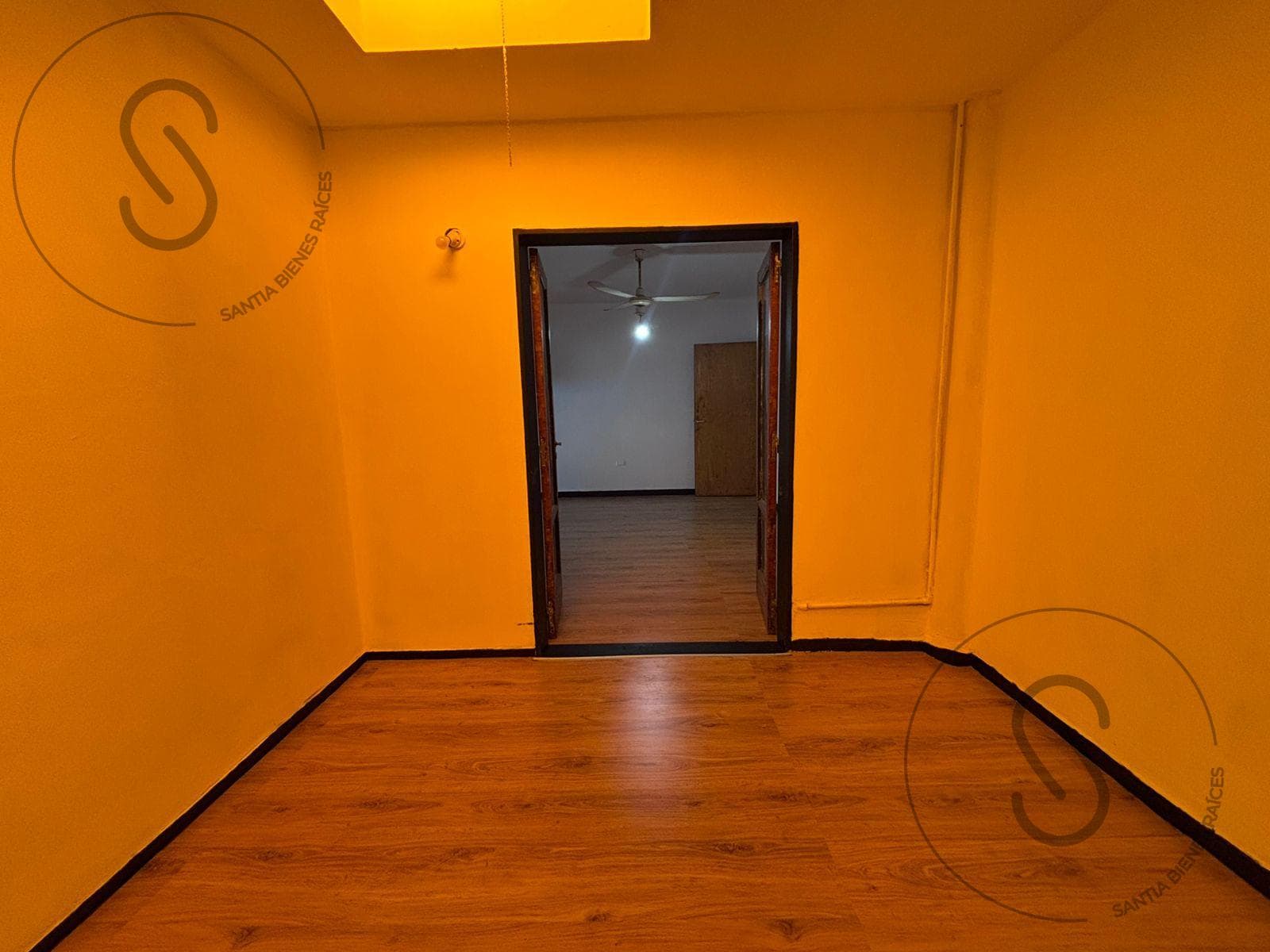HOUSE FOR SALE IN ALTO VERDE - VILLA CABRERA SHOPPING AREA -