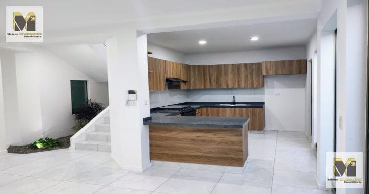 House for Sale in Loma Alta, Tres Marías Subdivision
