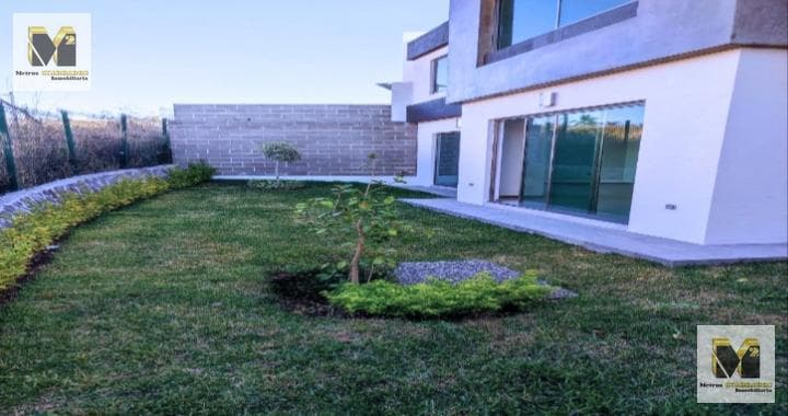 House for Sale on Circuito Loma Alta, Loma Alta, Tres Marías Subdivision