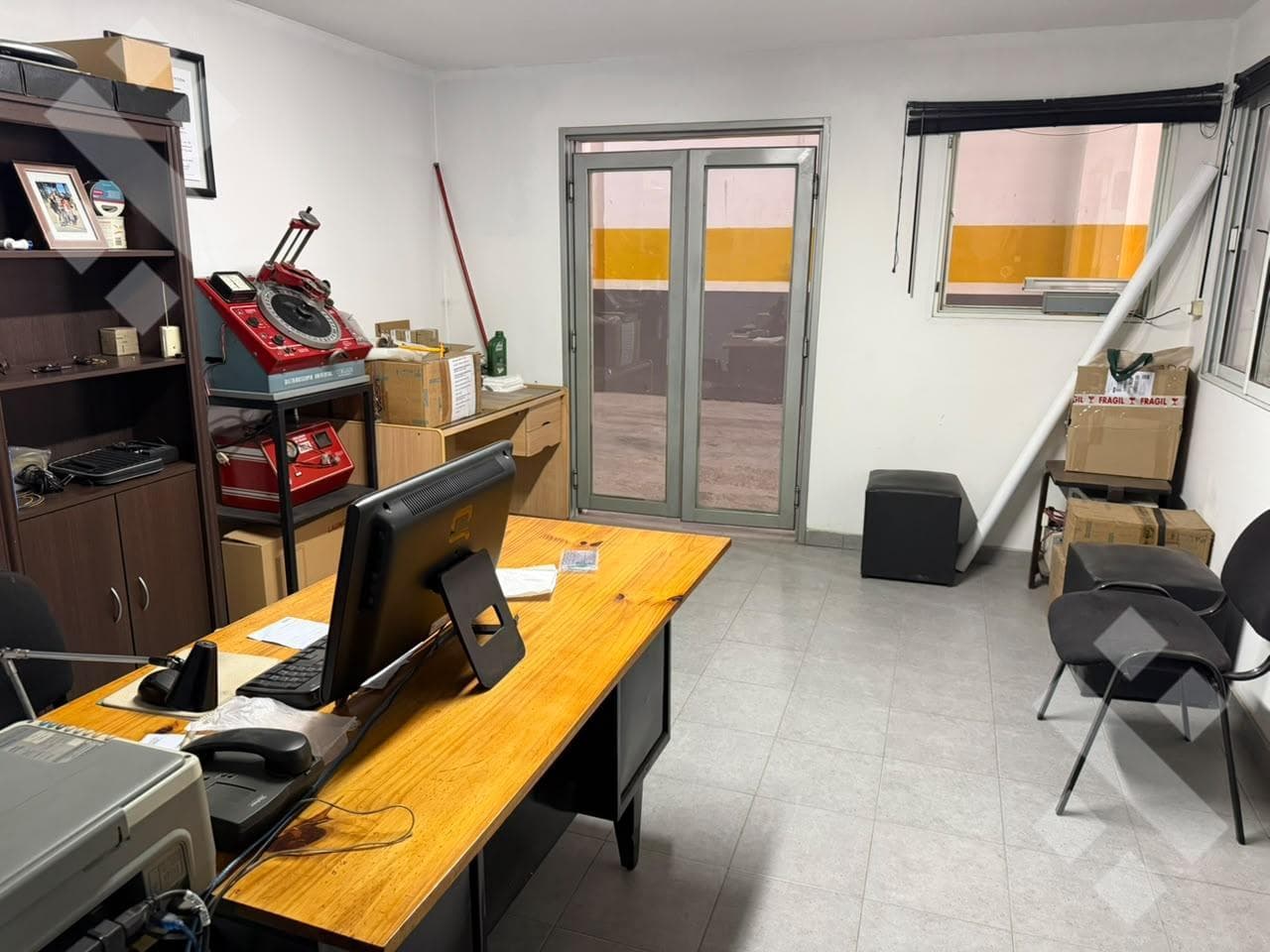 For Rent | Warehouse with Offices | Angel Edelman 162 | Neuquén