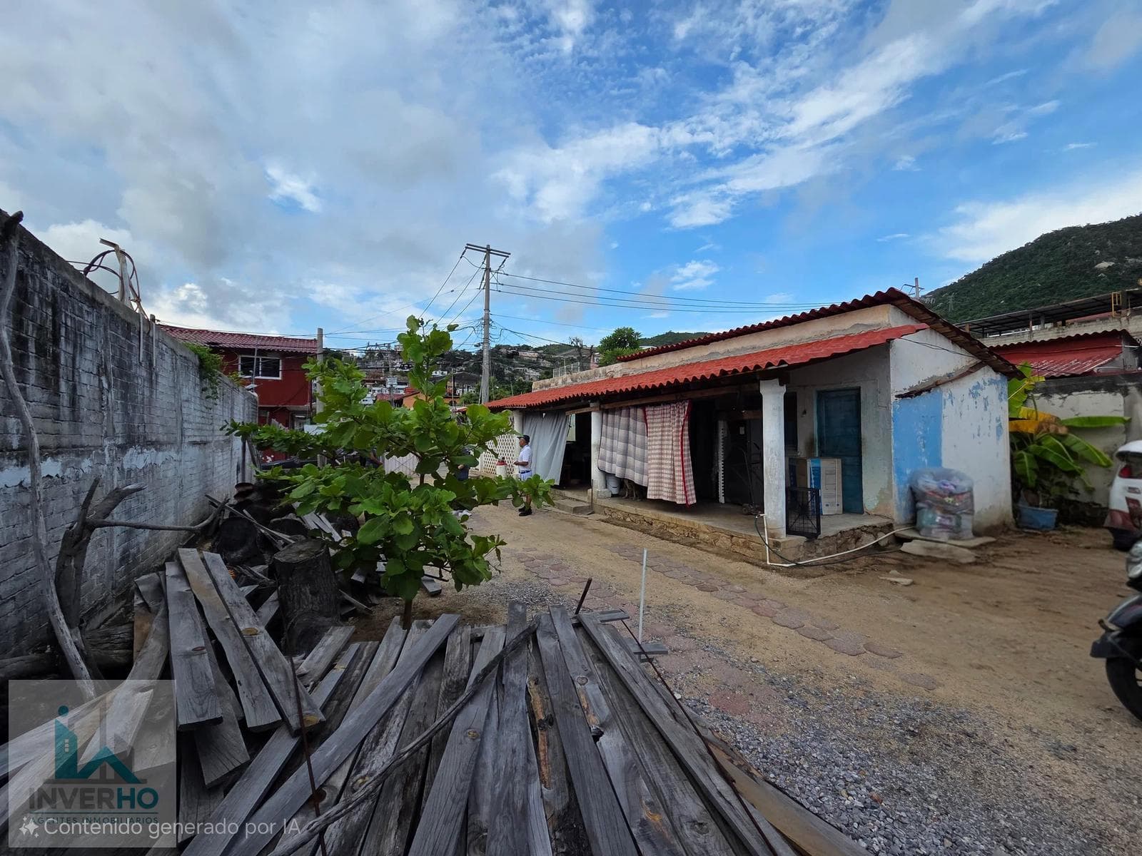Excellent Location: Land for Sale in Icacos