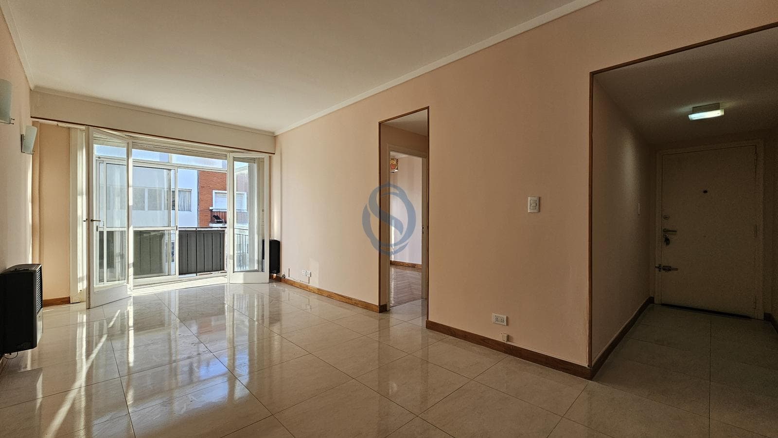 For Sale - Three-room apartment with a balcony facing the street - Brown 1889