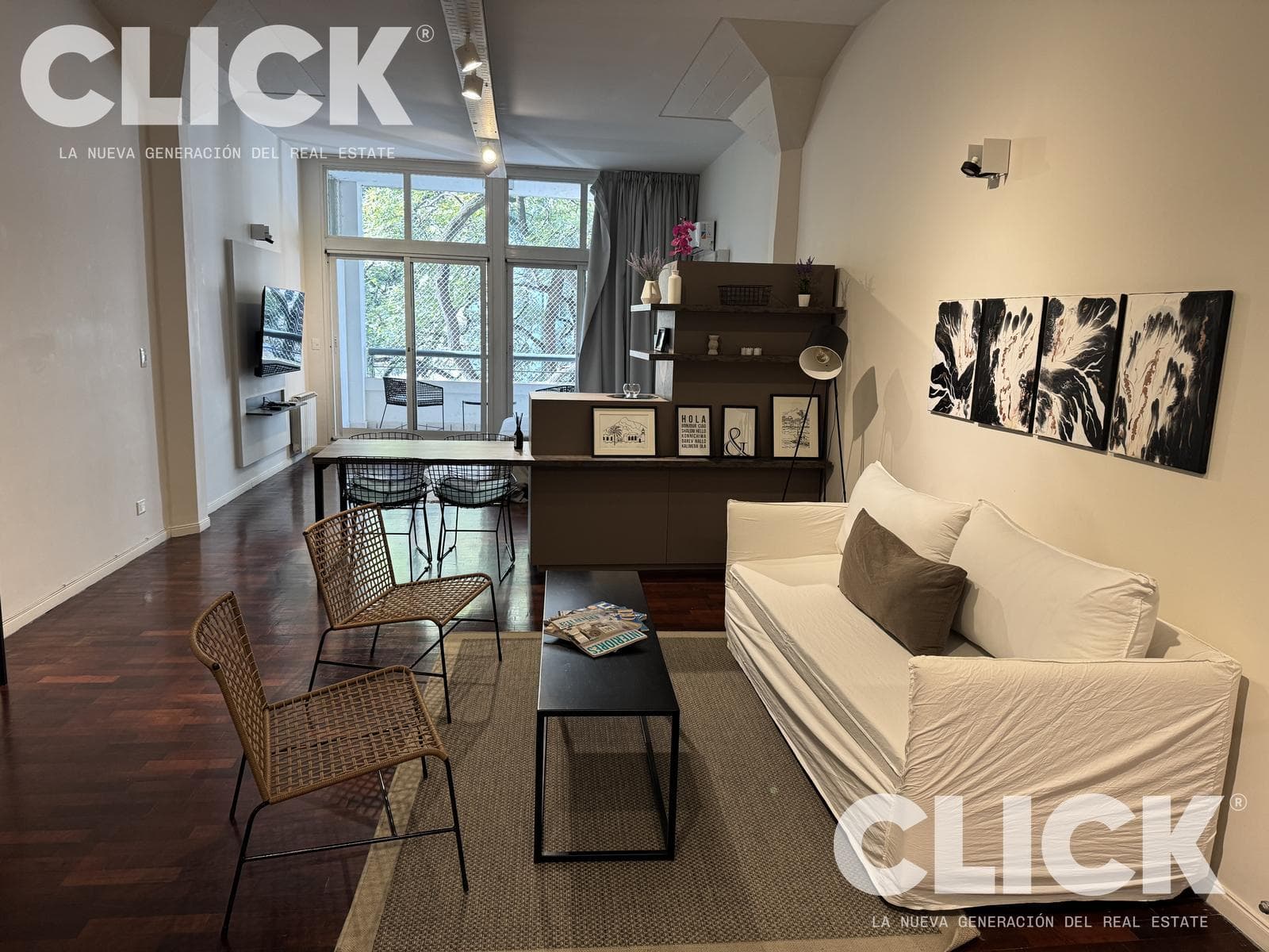 Furnished apartment for rent, equipped with amenities.