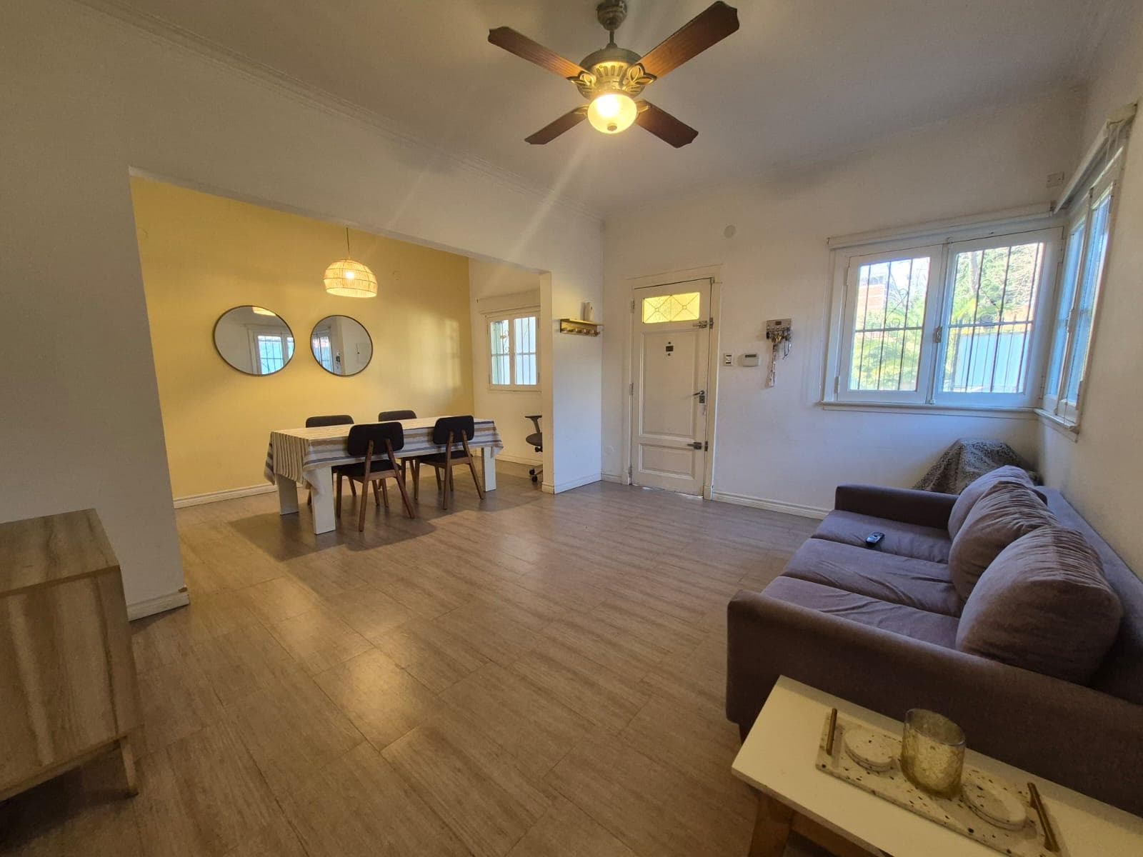 House for Sale: 4-Bedroom Home with Garage in an Excellent Location in Hurlingham, West Buenos Aires