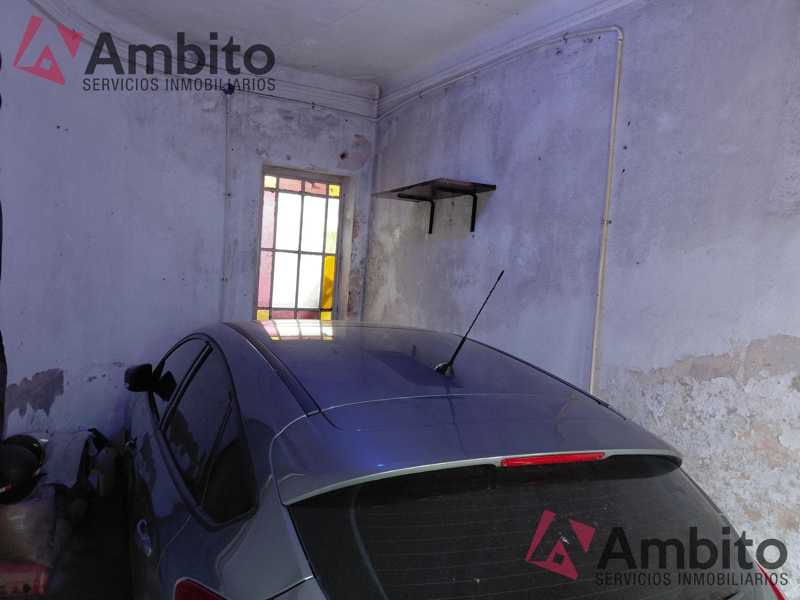 473 m² lot with two separate buildings to be demolished or renovated—La Plata