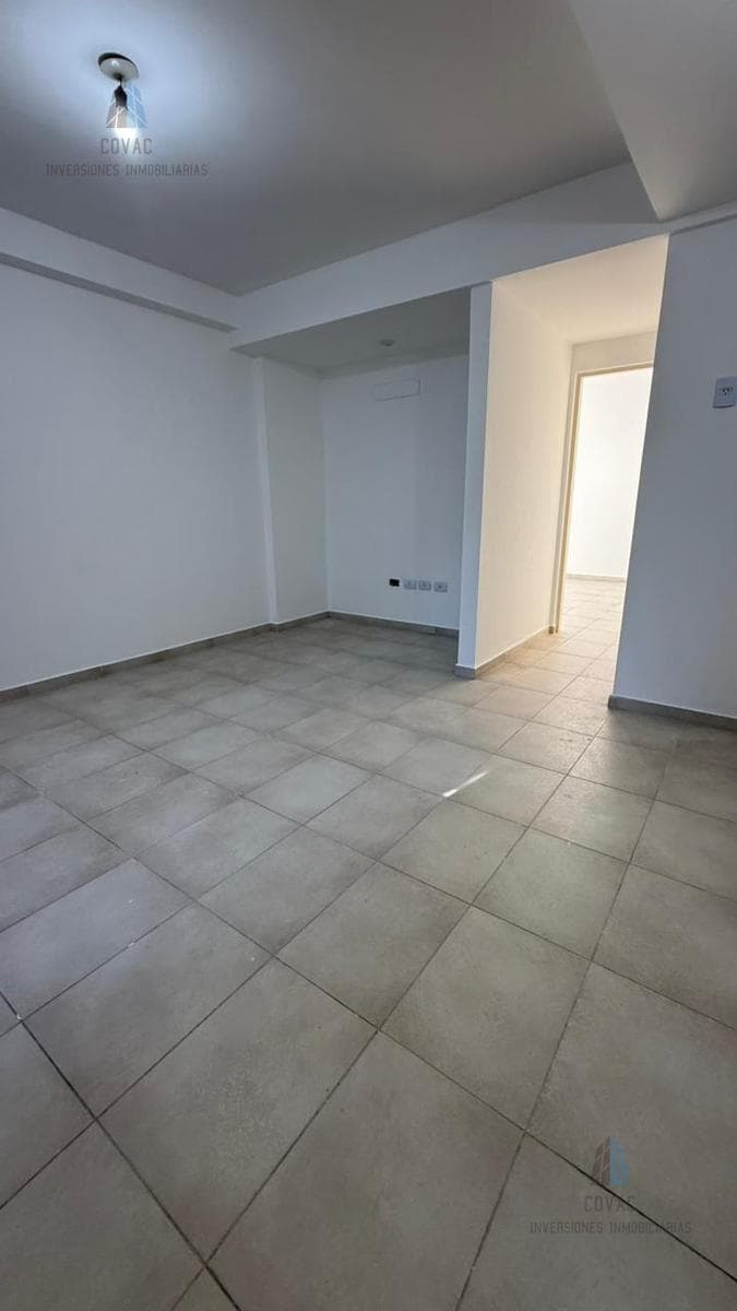 IMPECCABLE 1-BEDROOM APARTMENT FOR RENT - 110 Alem Ave. (1st Floor)