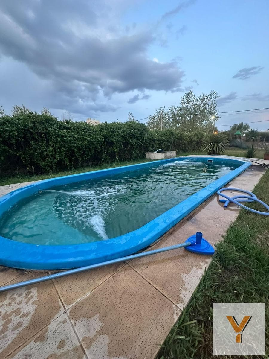 House for Sale - 4 Bedrooms, 2 Bathrooms - 720 m - Roldán - Santa Fe