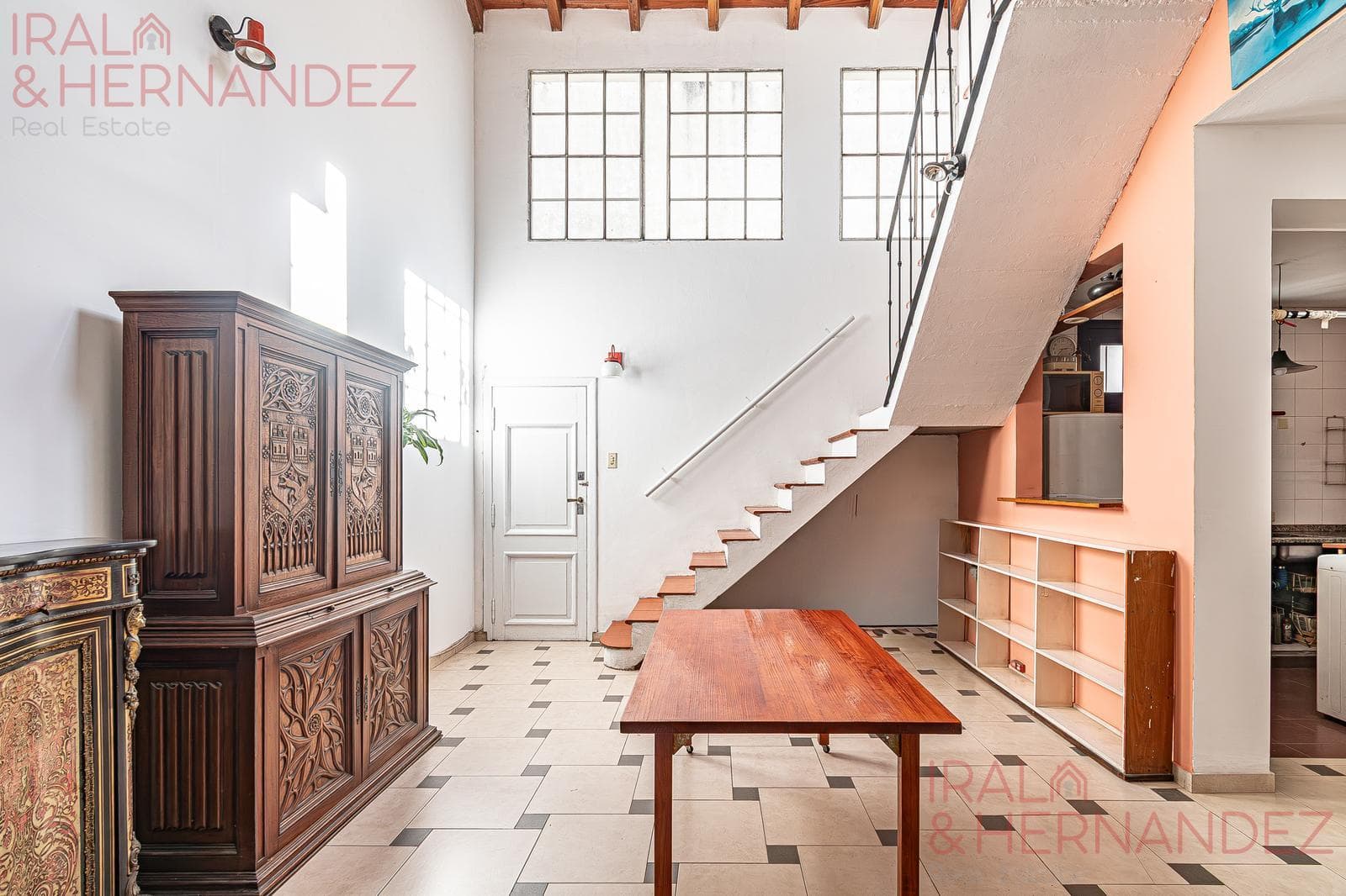 3-room penthouse for sale in Nuñez - With a terrace, no maintenance fees