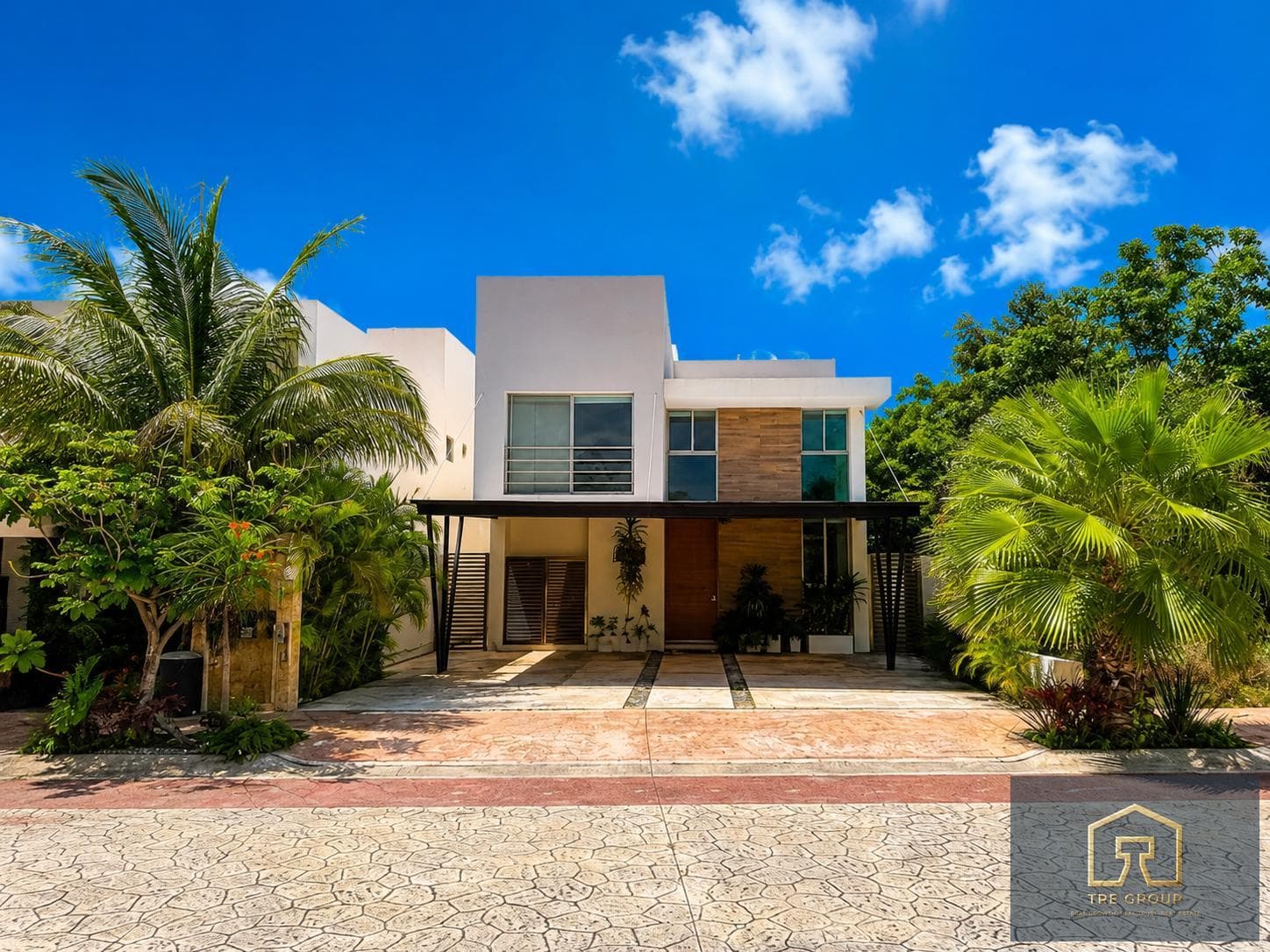House in Lagos del Sol