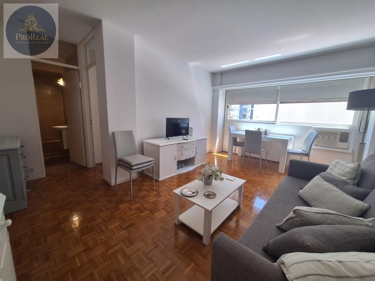 Furnished 2-room apartment | Recoleta