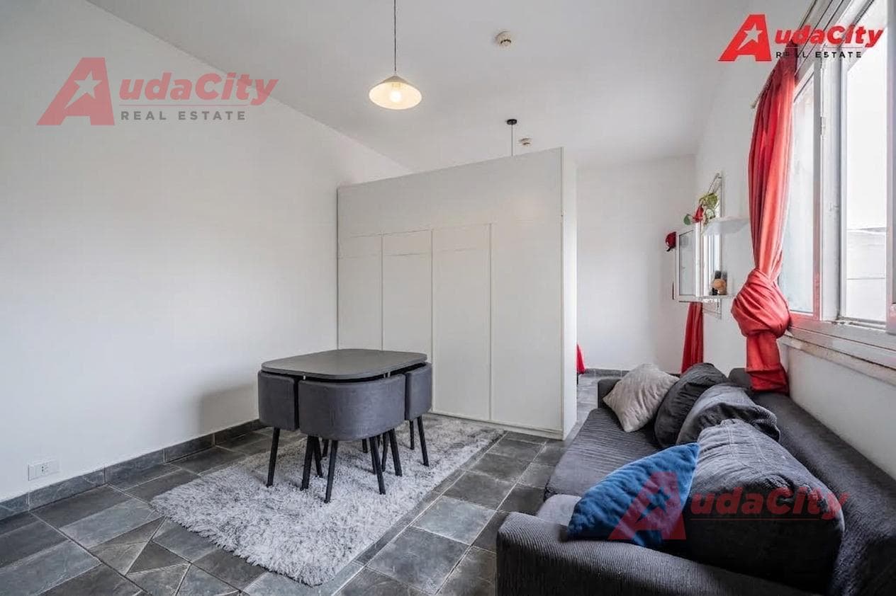 Studio Apartment for Sale in Balvanera