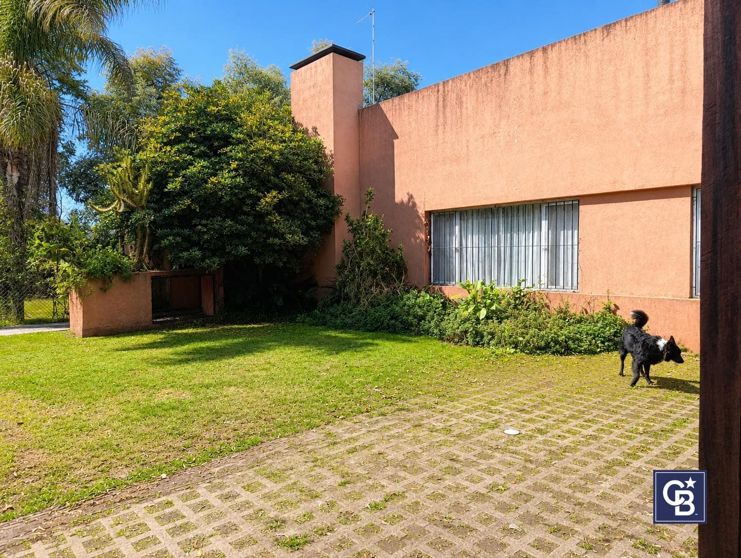 Modern single-story house on 2,000 m² – El Cazador, Escobar