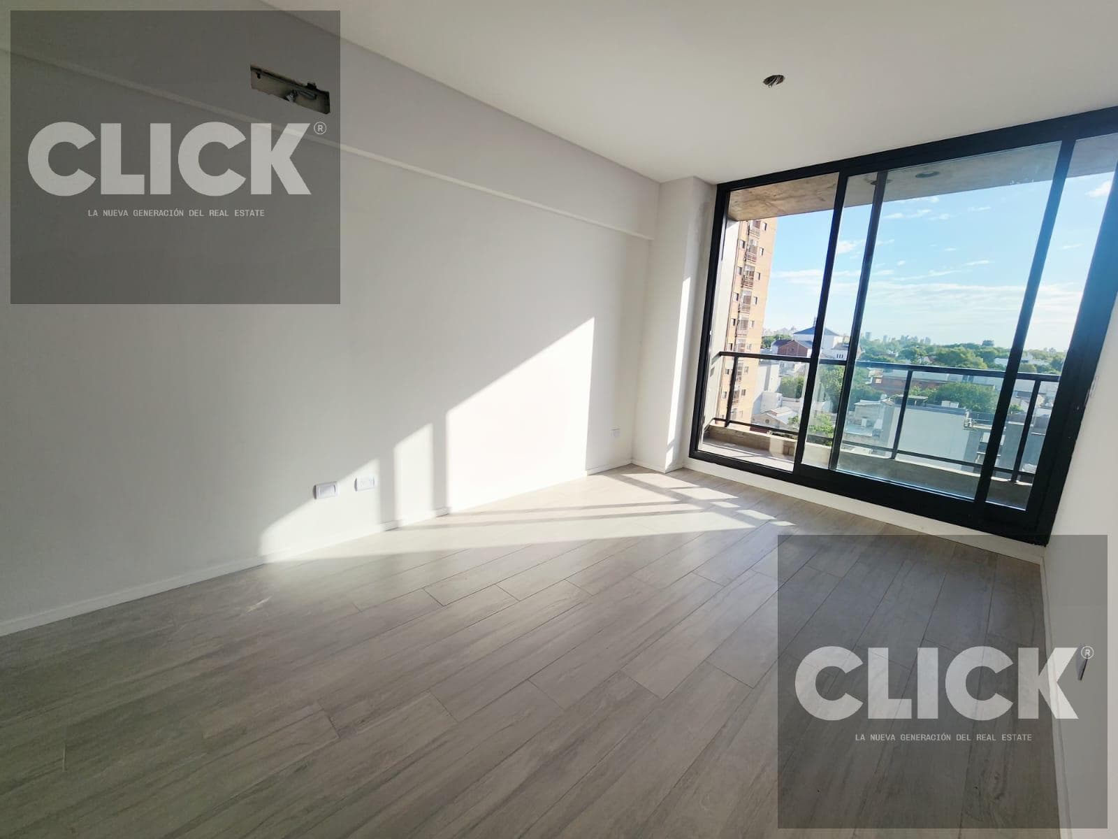 For Sale - Studio Apartment with Balcony - Grill - Walk-in Closet - Saavedra
