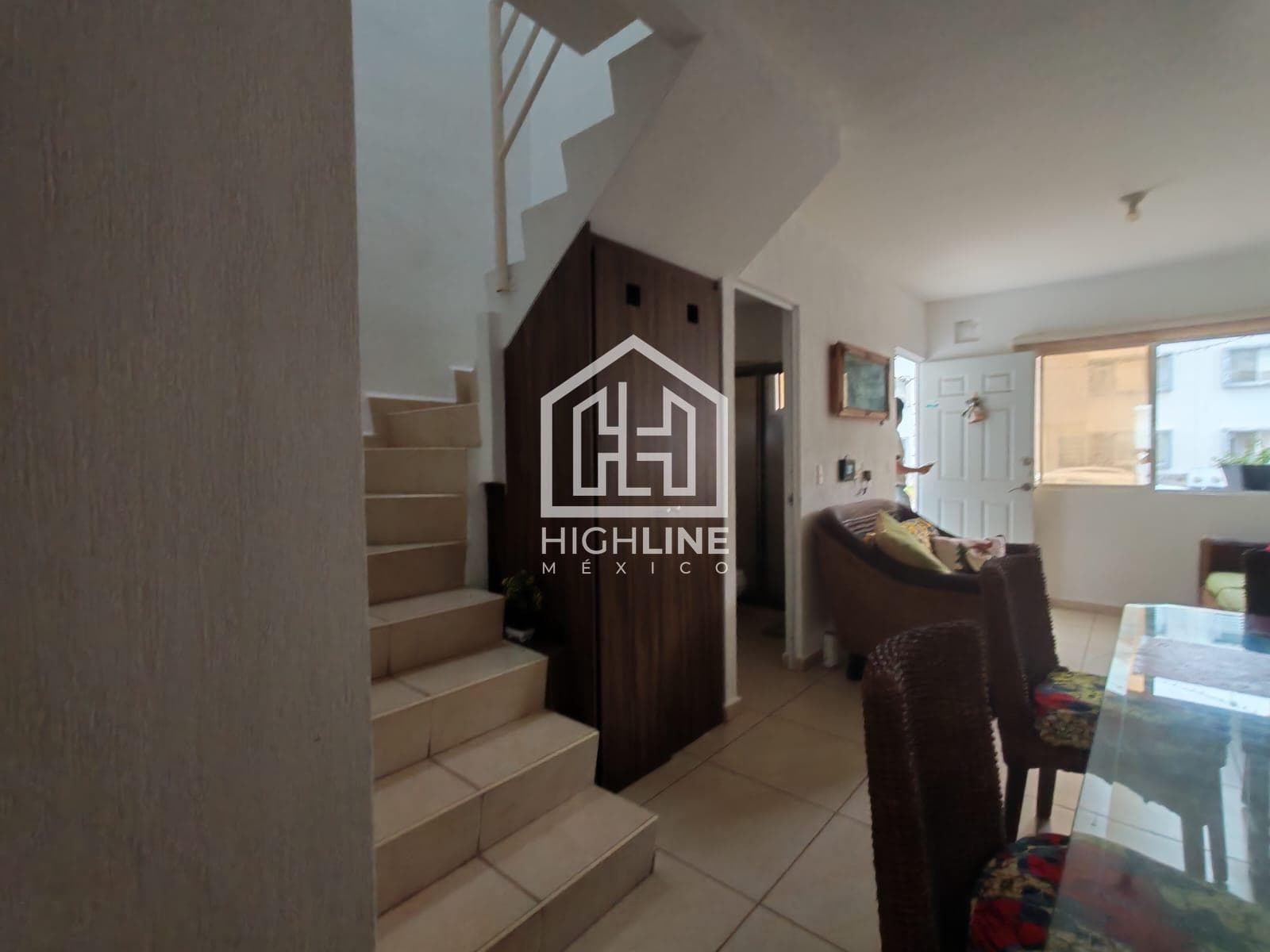 HOUSE FOR SALE IN JARDINES DEL SUR 4, 3 BEDROOMS, 3 BATHROOMS, LAUNDRY AREA, FOR SALE, SWIMMING POOL