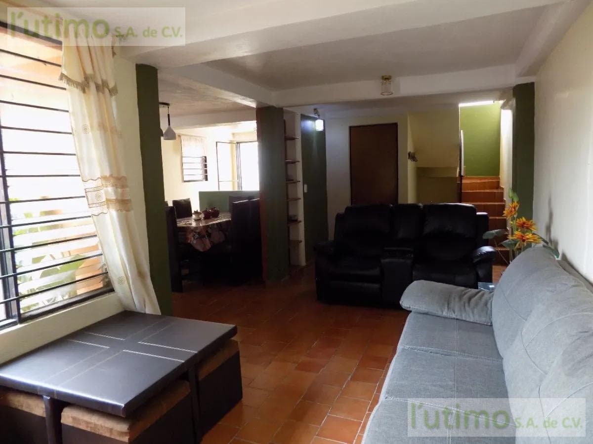 CASA EN RENTA EN CIVAC