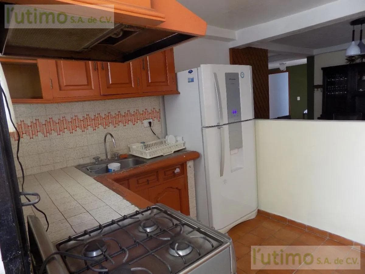 CASA EN RENTA EN CIVAC