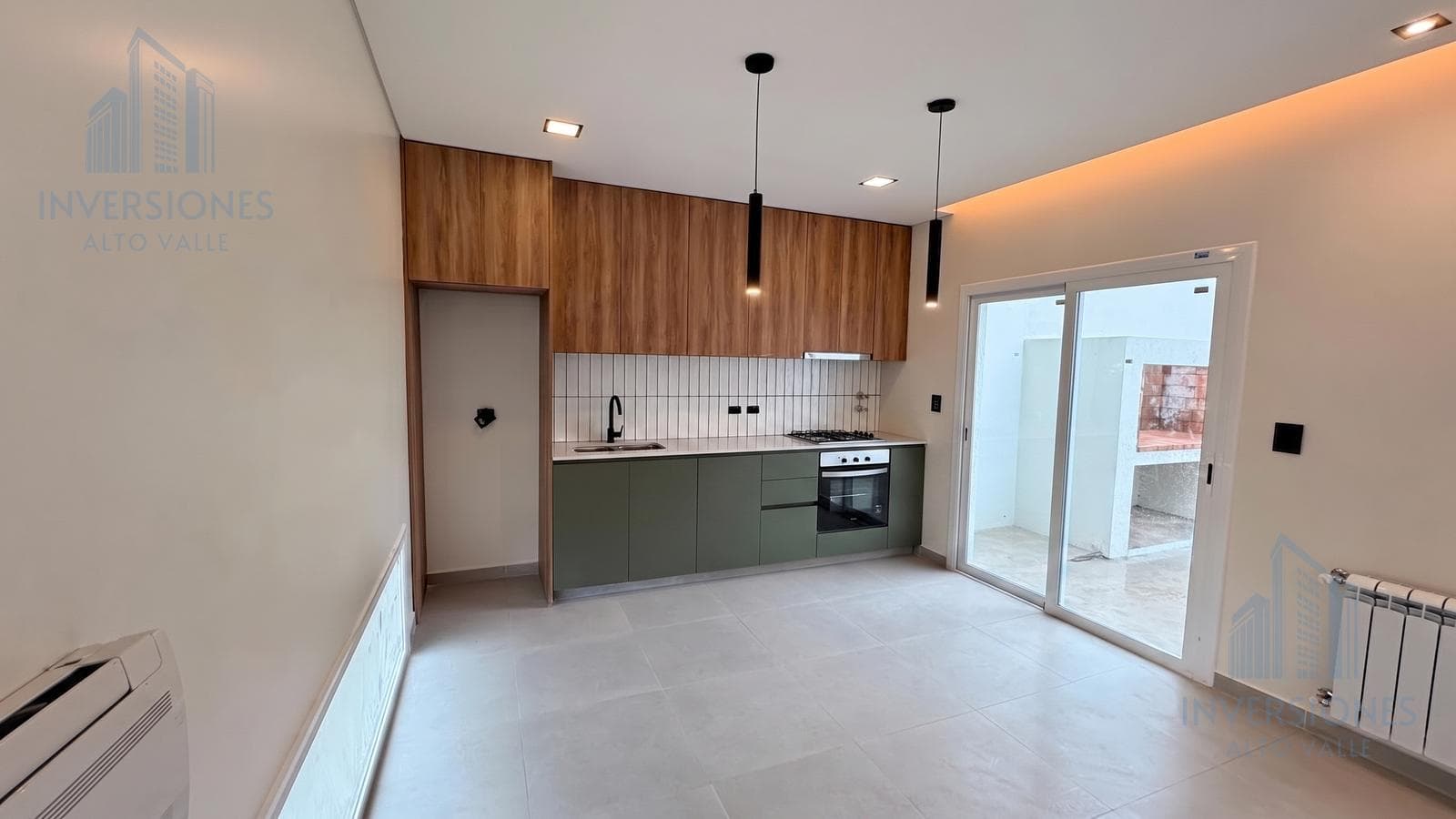 Brand-new house for sale, Los Sauces neighborhood