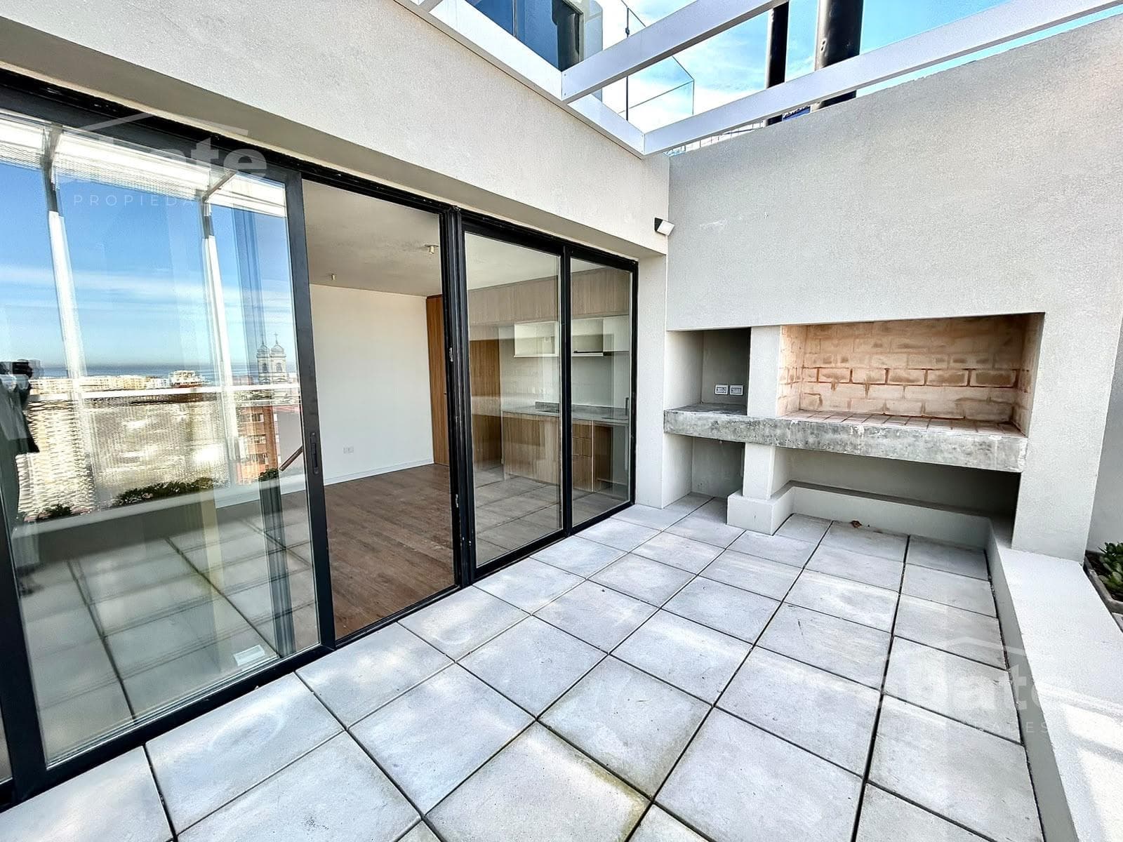 Penthouse for Rent with Terrace and Private BBQ Area in Cordón, Montevideo