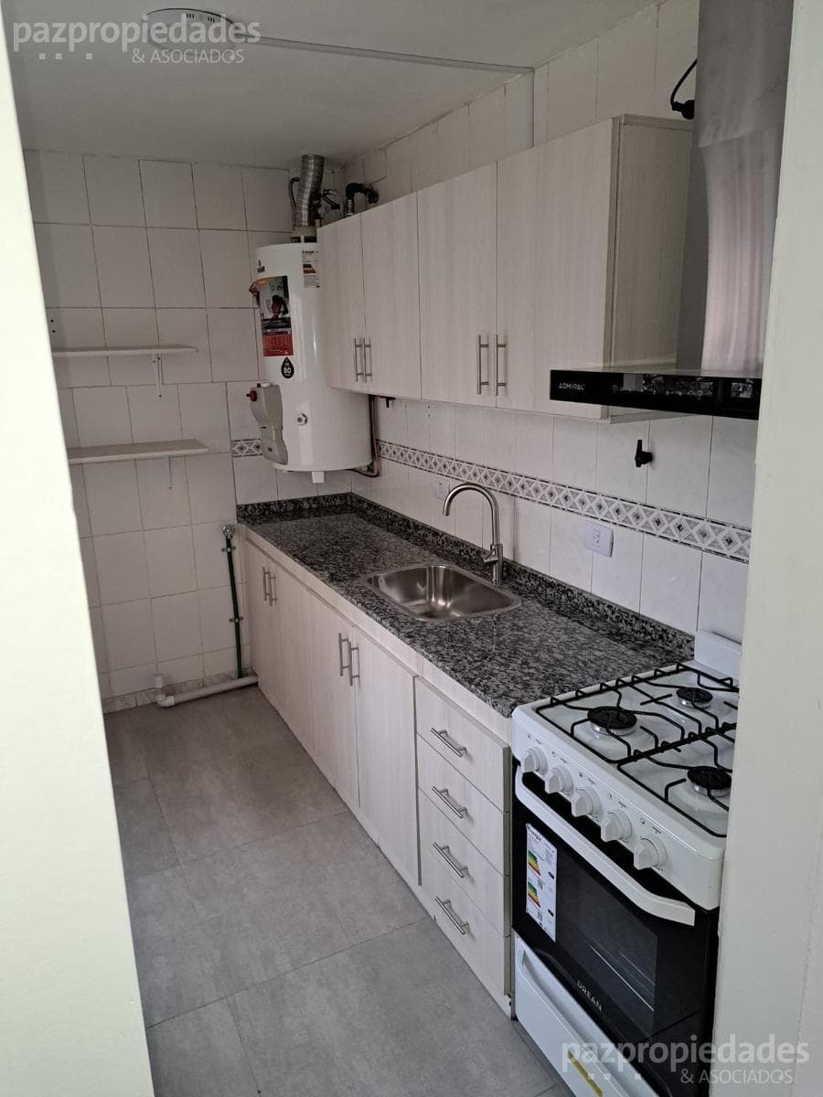 Apartment for Rent: 1-Bedroom, Dor. Near Downtown West