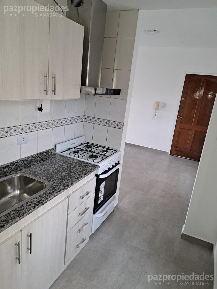 Apartment for Rent: 1-Bedroom, Dor. Near Downtown West