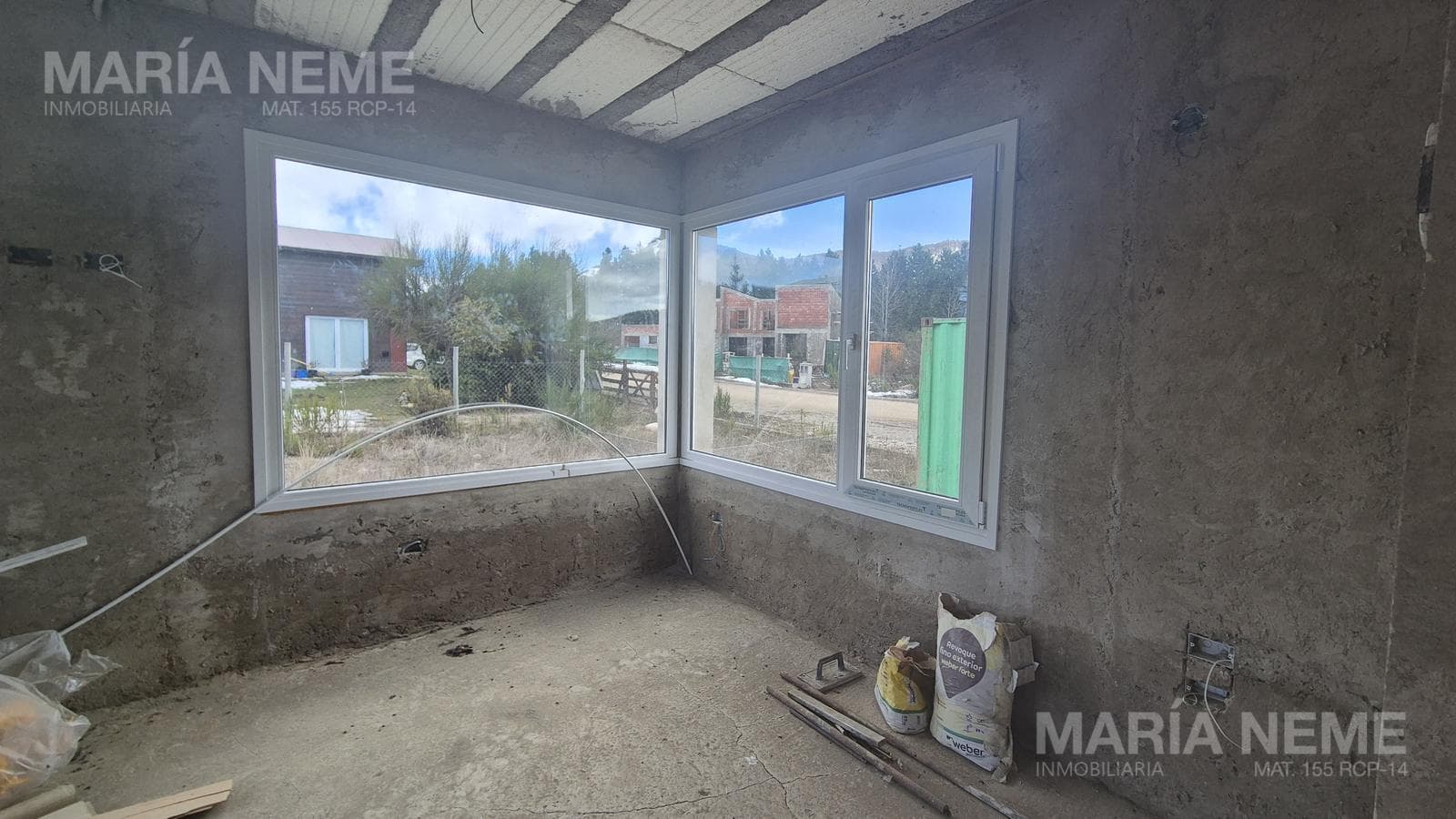 House under construction in Lomas del Cauquen