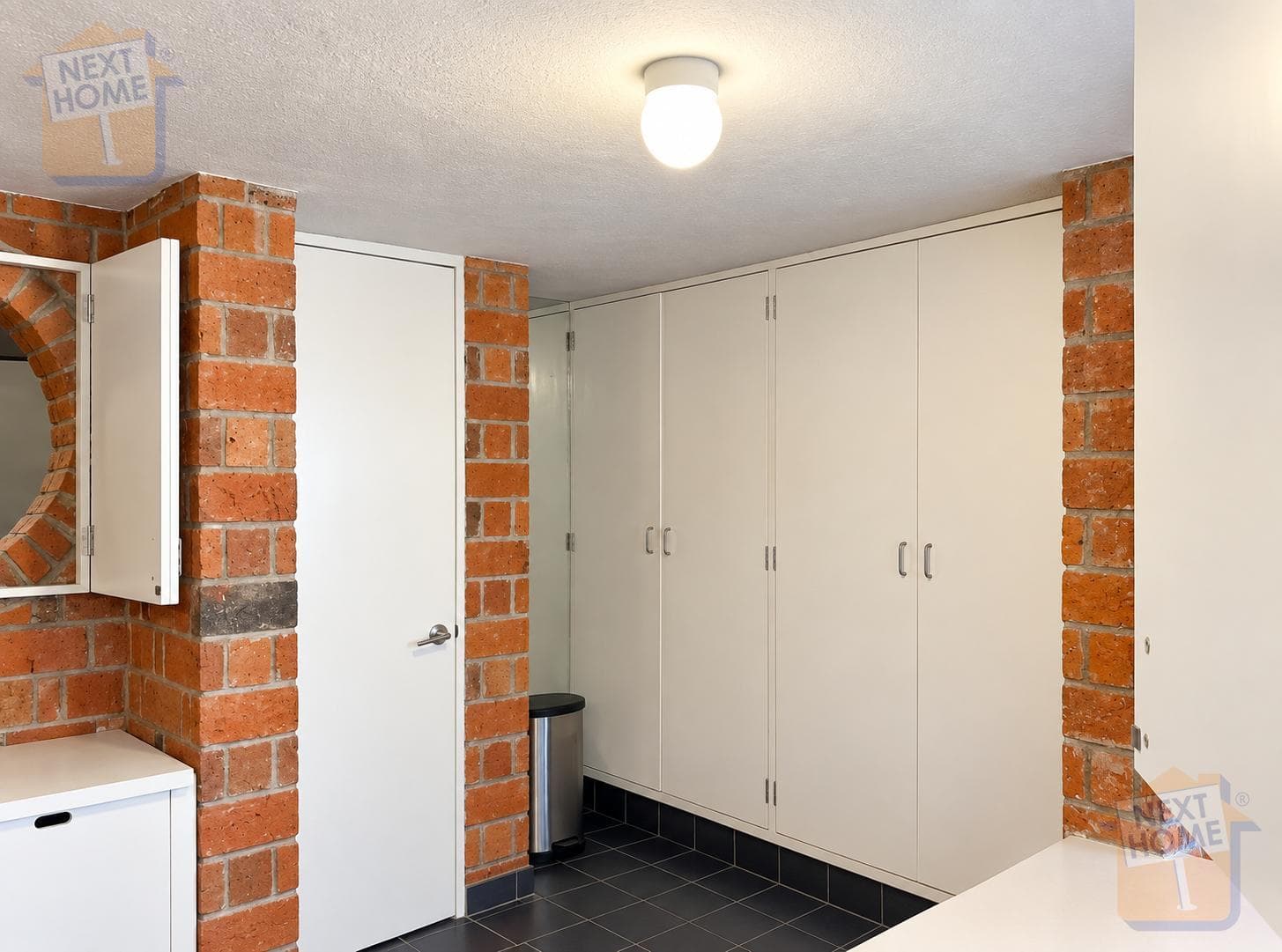 APARTMENT FOR RENT IN THE LOMAS DE BEZARES CONDOMINIUM