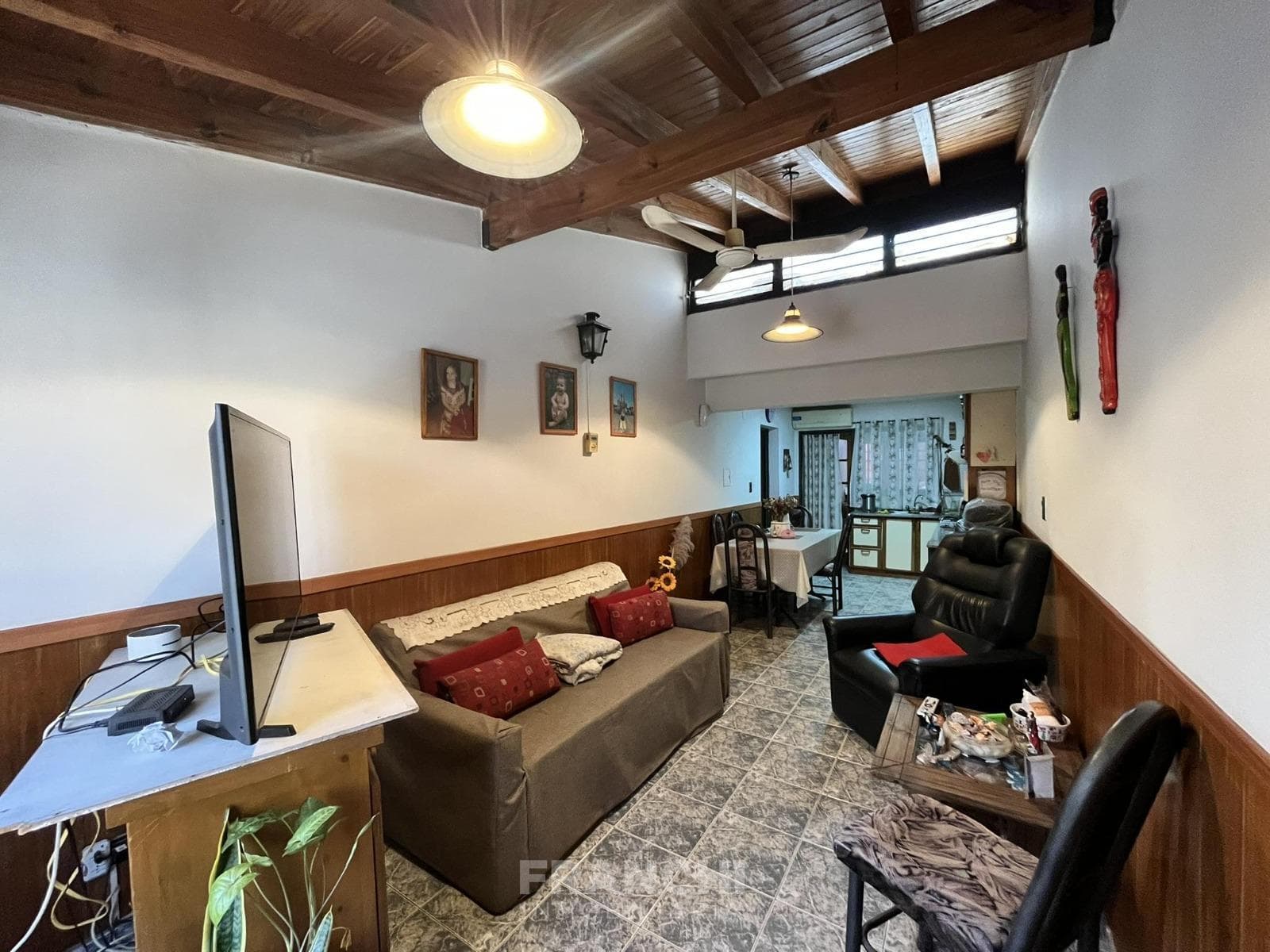 House for Sale in the 21 de Julio neighborhood, Carrodilla
