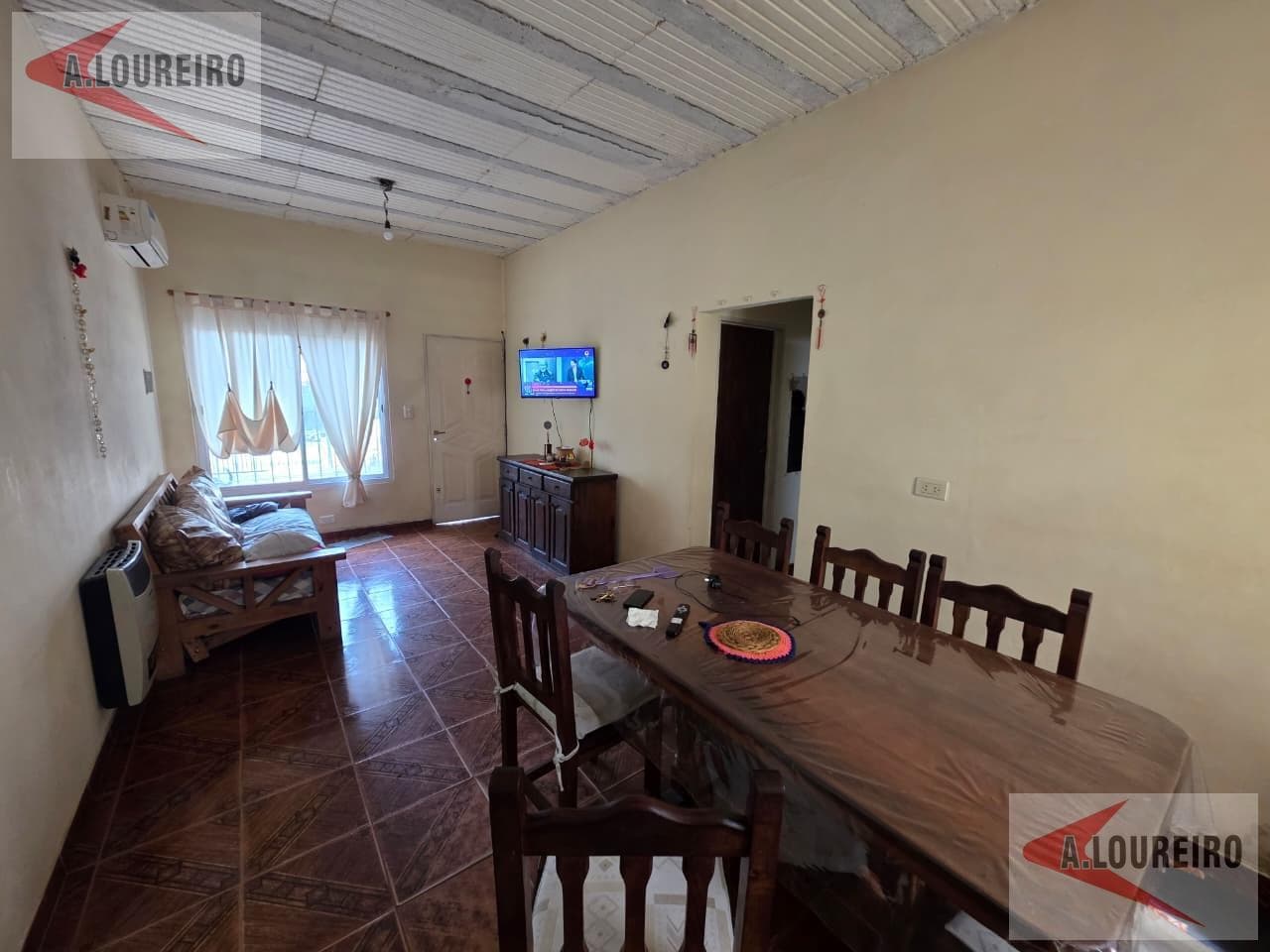 House and Apartment - Suitable for Two Families or for Rent