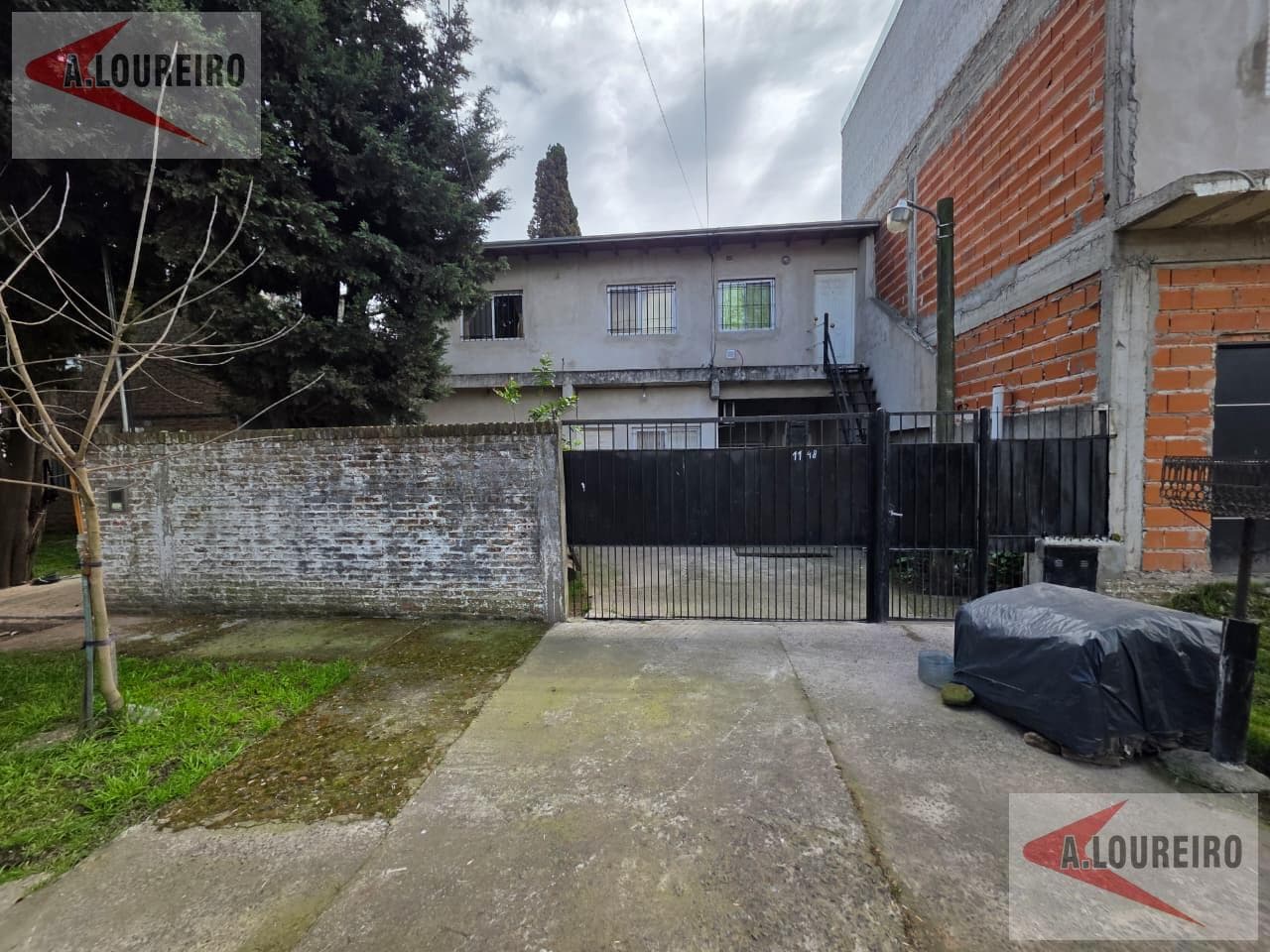 House and Apartment - Suitable for Two Families or for Rent