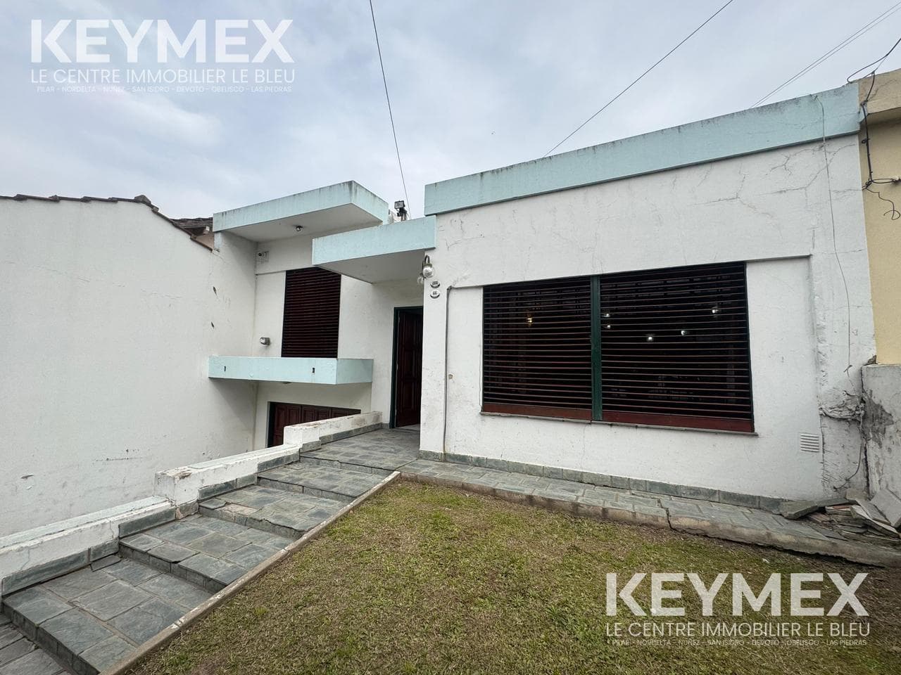 3-Bedroom House for Sale with Double Garage in Moreno